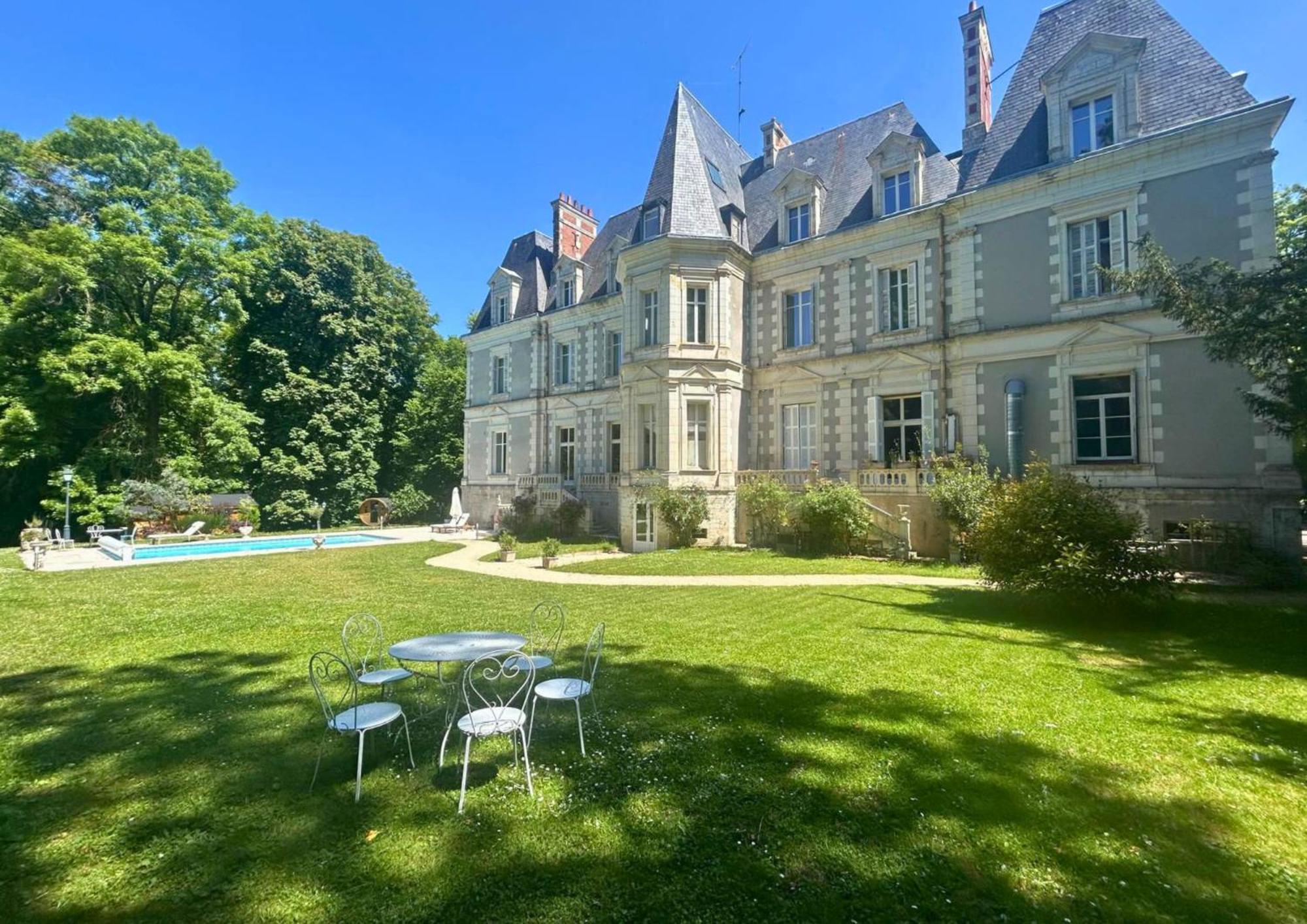 Chateau De Saint-Bohaire ภายนอก รูปภาพ