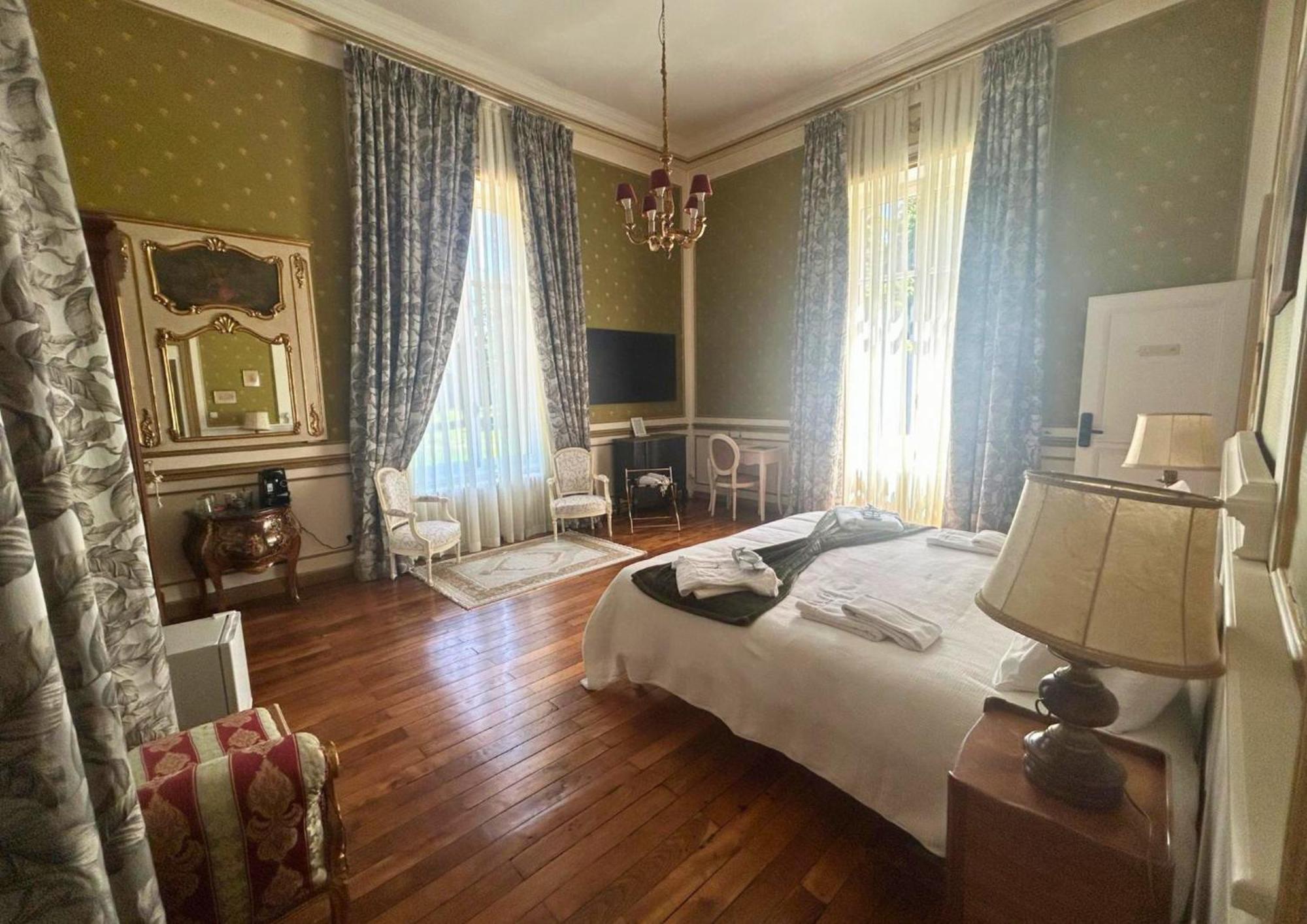 Chateau De Saint-Bohaire ภายนอก รูปภาพ