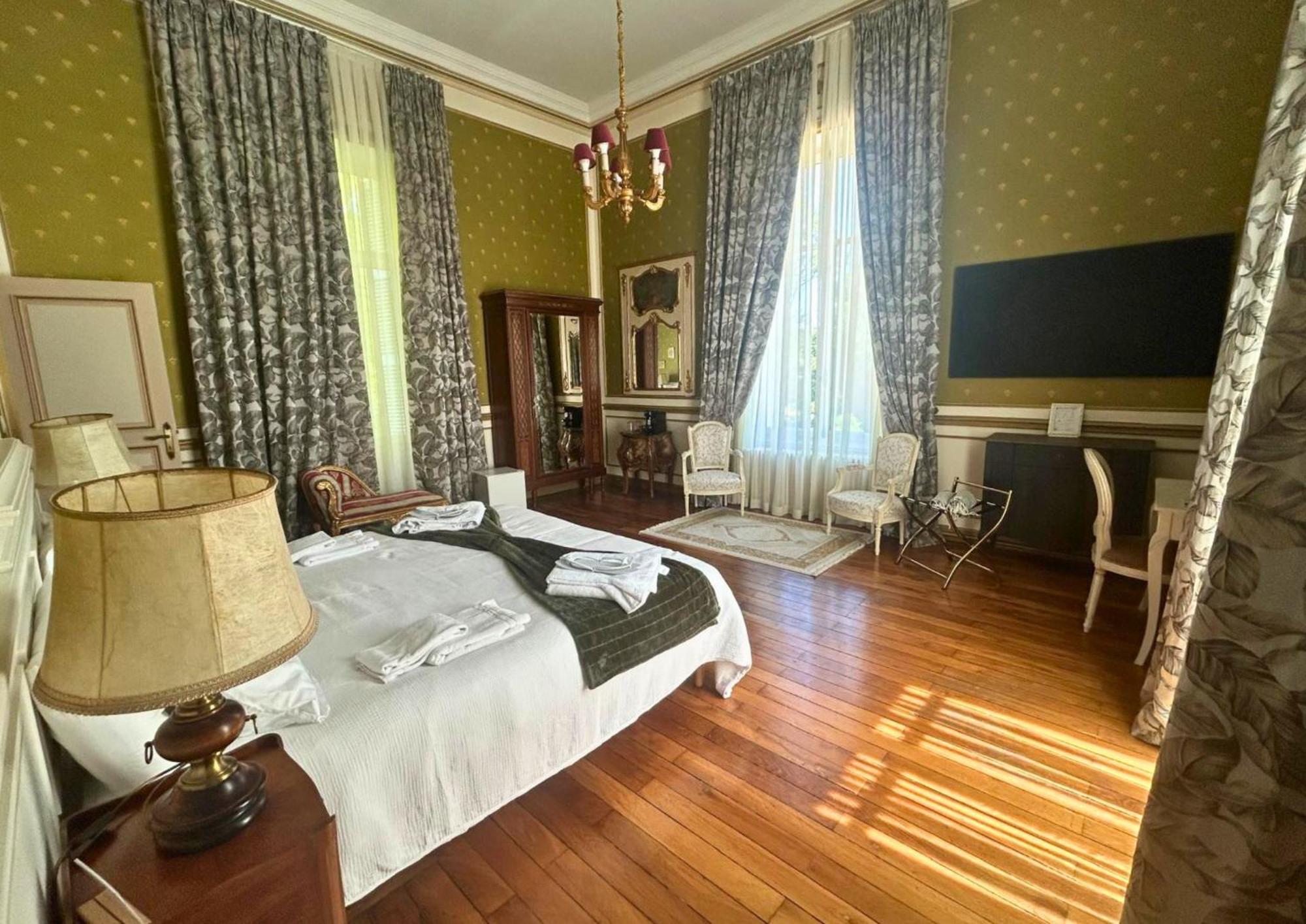 Chateau De Saint-Bohaire ภายนอก รูปภาพ